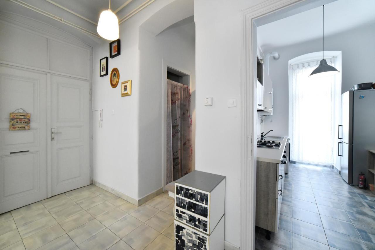 1Br In Central Zagreb & Main Station, Free Parking Apartment Exterior foto