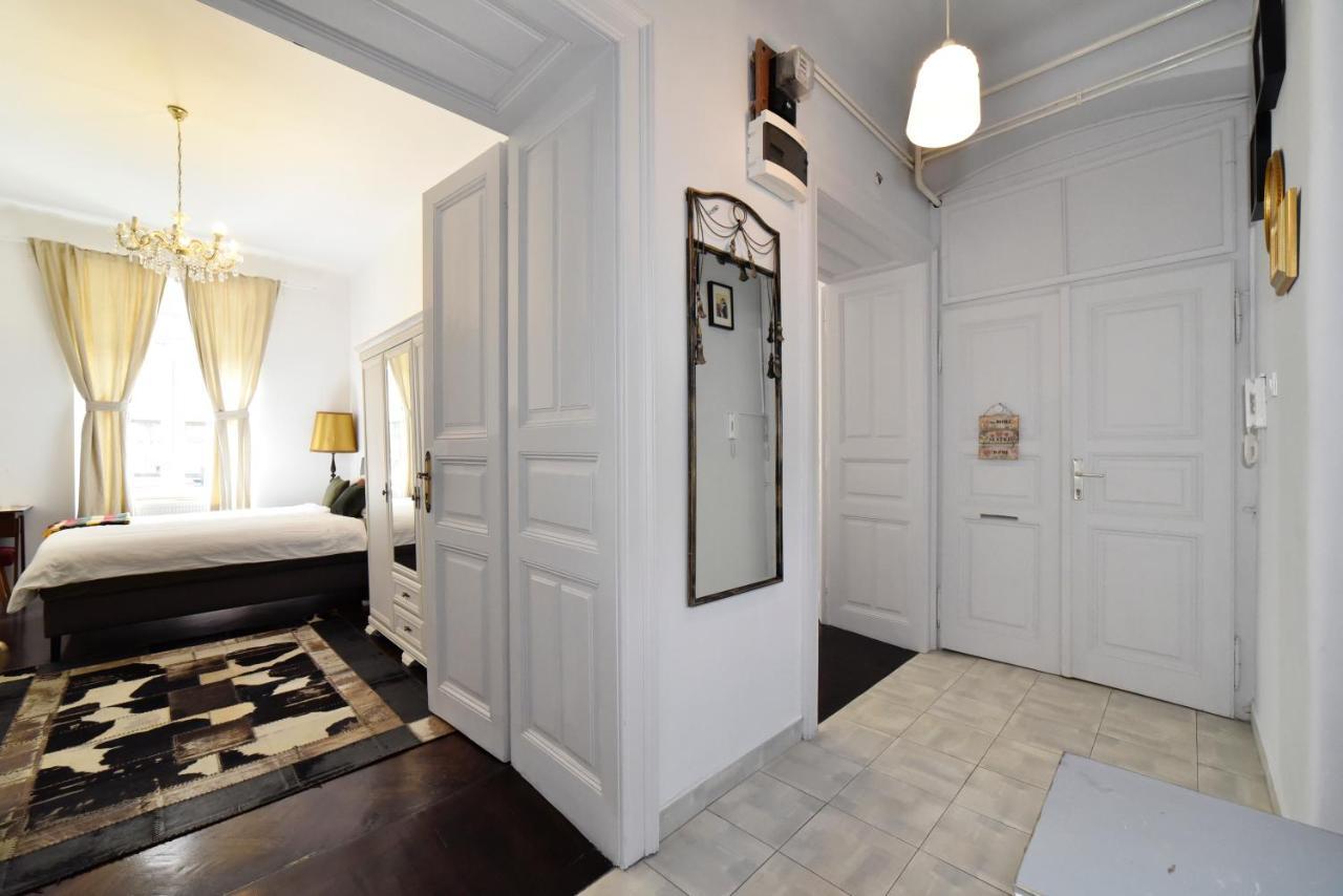 1Br In Central Zagreb & Main Station, Free Parking Apartment Exterior foto